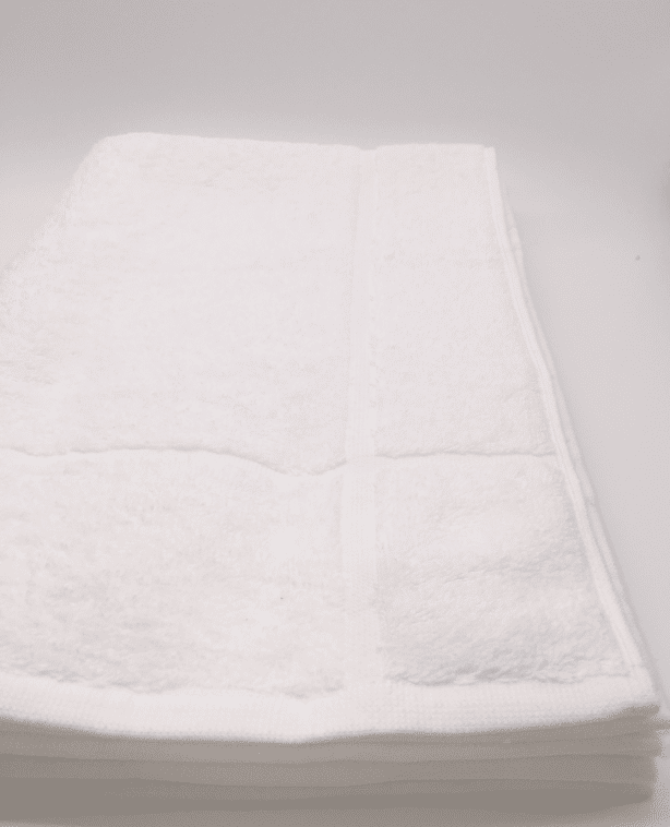 White Bath Mat · Snag Free ® 660gsm | Linon Hospitality Supplier